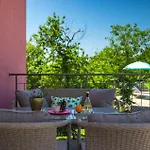 Будинок відпочинку Villa May *