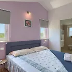 Villa May Будинок відпочинку Пореч